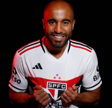 Lucas Mourapng — MELHORES JOGADORES DO BRASILEIRÃO 10/25 option 43