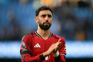 Fernandes — CLASSEMENT DES 30 JOUEURS NOMINÉS POUR LE BALLON D'OR 2026 ! option 6