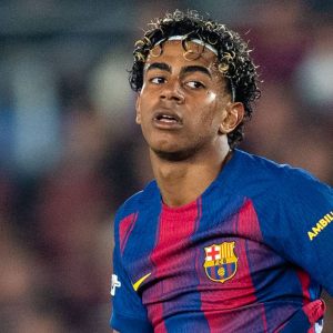 Lamine Yamal — CLASSEMENT DES 30 JOUEURS NOMINÉS POUR LE BALLON D'OR 2026 ! option 12