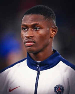 Mendes — CLASSEMENT DES 30 JOUEURS NOMINÉS POUR LE BALLON D'OR 2026 ! option 17