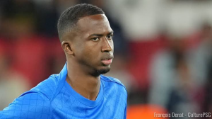 Pacho — CLASSEMENT DES 30 JOUEURS NOMINÉS POUR LE BALLON D'OR 2026 ! option 21