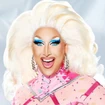 15f — ALL THE QUEENS OF RUPAUL`S DRAG RACE option 74