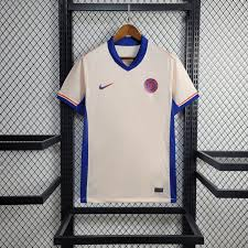Camisas europeias da temporada 24/25 — option 10