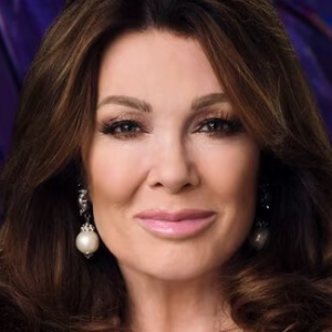 Zzzzz 1739324446vanderpump Rules Season 11 Lisa Vanderpump 01 Copy — Every US Real Housewife option 38