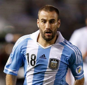 Zzzzz 1711332340gettyimages 184177173 612x612 — Mejores jugadores de la selección Argentina option 91