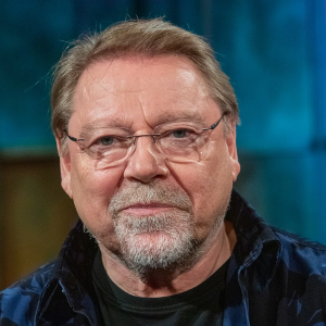 800px 2019 12 04 Nichtdeinernst 8066 — Deutsche Comedians option 14