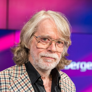 Maischberger 2023 02 08 6654 — Deutsche Comedians option 47