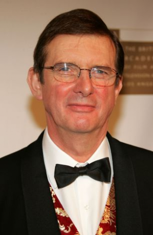 Zzzzz 1707273454mike Newell — Directores de cine option 518