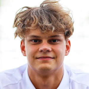 Zzzzz 1706456809aron — F1 2025 Driver Lineup Predictions / Silly Season option 31