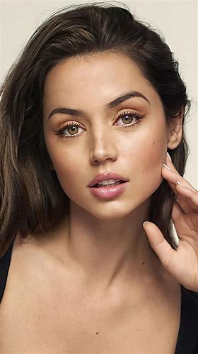 Anadearmas — Female Celebrities option 2
