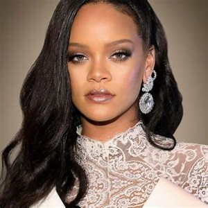 Riri — Female Celebrities option 35