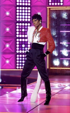 Zzzzz 1711493661xunamimusepussycatwiglook — RuPaul's Drag Race Season 16 Runways Ranked option 109