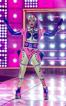 Zzzzz 1711503117qdancingqueenlook — RuPaul's Drag Race Season 16 Runways Ranked option 137