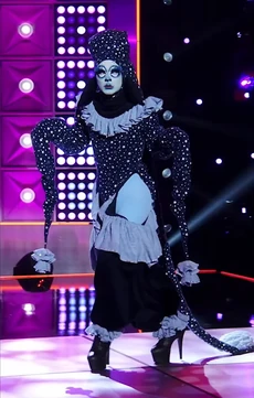 Zzzzz 1711503744dawntruecolorslook — RuPaul's Drag Race Season 16 Runways Ranked option 148