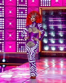 Zzzzz 1711504000nymphiawinddragcon1980look — RuPaul's Drag Race Season 16 Runways Ranked option 158