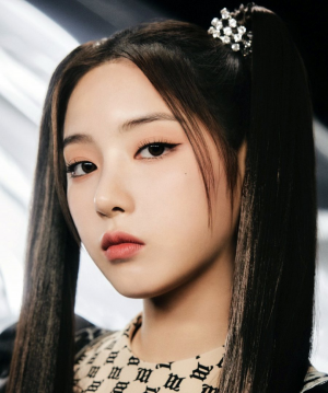 Jiwoo — Beauty Tier List Kpop Girl Group Members (3rd gen - 5th gen) option 25