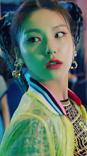 Yeji — Beauty Tier List Kpop Girl Group Members (3rd gen - 5th gen) option 64