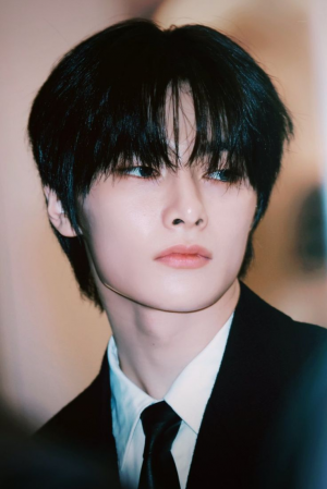 Zzzzz 171358745985bd526ce0190530661427b6bcf9e662 — my type kpop men (svt, nct, zb1, enha, bts, exo, etc) option 99