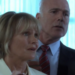 Captura De Ecr 38 — The L Word (og) Characters option 27