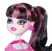 Zzzzz 1748236859lauratfa — All Draculaura dolls - G1, G2, G3 / Monster high (aug 2026) option 17