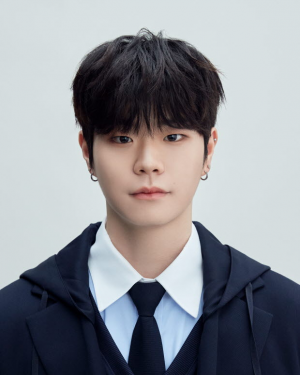 Profile 21 — Project 7 All Contestants option 38