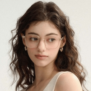 100 Women Haircuts — option 4
