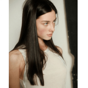 100 Women Haircuts — option 5