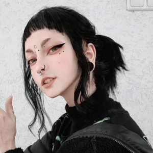 100 Women Haircuts — option 22