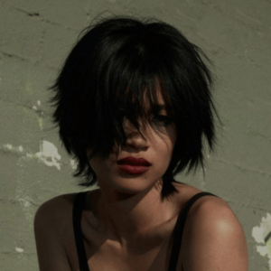 100 Women Haircuts — option 32