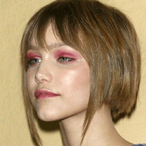 100 Women Haircuts — option 36