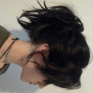 100 Women Haircuts — option 43