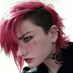 100 Women Haircuts — option 48