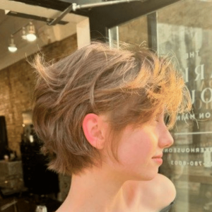 100 Women Haircuts — option 71