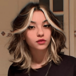 100 Women Haircuts — option 89