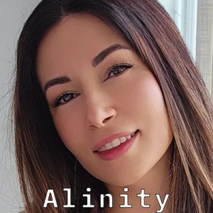 Alinity — Female Streamers 2024 option 3