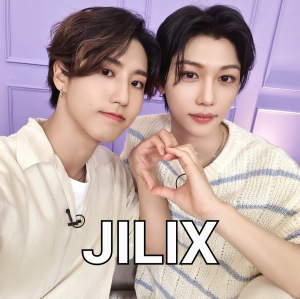 2kidsroomhanfelixtwitter220704 — Stray Kids Ships option 15