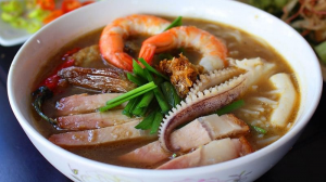 Bn Mm — Vietnamese Food (Đồ ăn Việt Nam) option 9