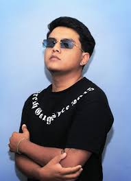 Images 6 — Creadores de contenido Freestyle 2025 option 18