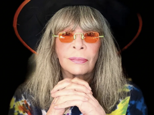 Rita Lee — Melhores cantores brasileiros option 73