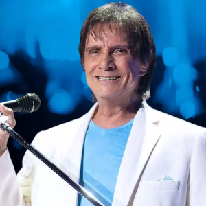Roberto Carlos — Melhores cantores brasileiros option 74