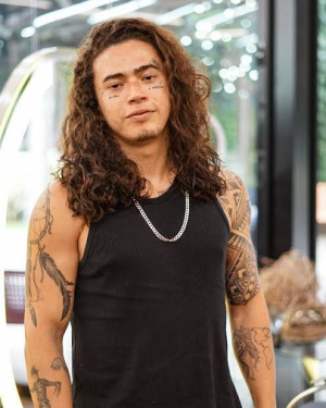 Whindersson Nunes — Melhores cantores brasileiros option 91