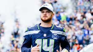 Zzzzz 1764273955img2611 — NFL QBs 2026-2027 option 12