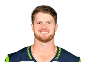 Darnold — 2025 NFL QB Rankings option 10