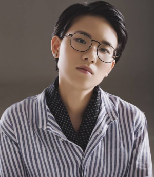 Nghệ sĩ trong lĩnh vực âm nhạc ( Vietnamese ) — option 58
