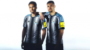 Capture Dcran 2026 06 11 001346 — Premier League Home/Away Kits 26/27 option 8