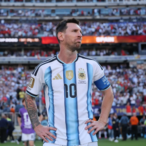 Messi — BALLON D'OR 2026 option 20