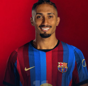Raphinha — Barcelona 26/27 option 23