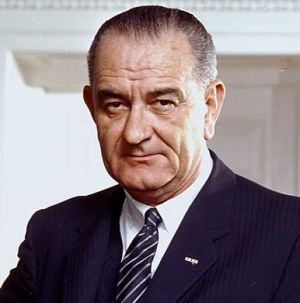 Zzzzz 1723474153lyndonbjohnsonphotoportraitleaningonchaircolorcropped — US Presidents option 35