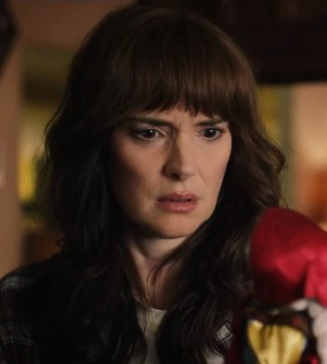 St4joyce 1jpeg — All Stranger Things Characters Tier List option 59