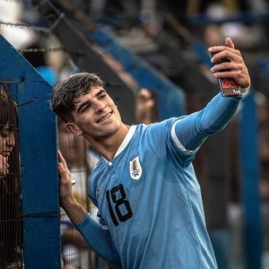 5wvezhu9400x400 — Twitter Peñarol (actualizado) option 16
